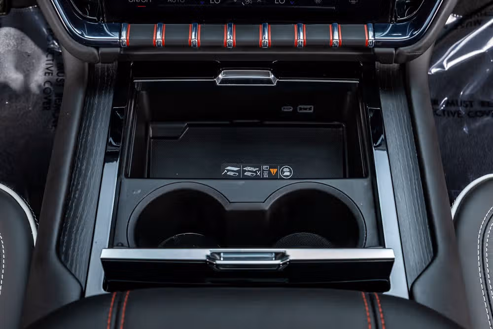 2025 GMC Yukon XL AT4 Ultimate Image 28