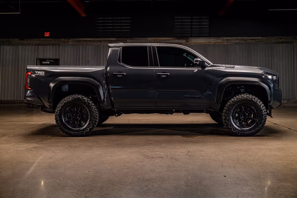2026 Toyota Tacoma TRD Off-Road HV Double Cab Image 11