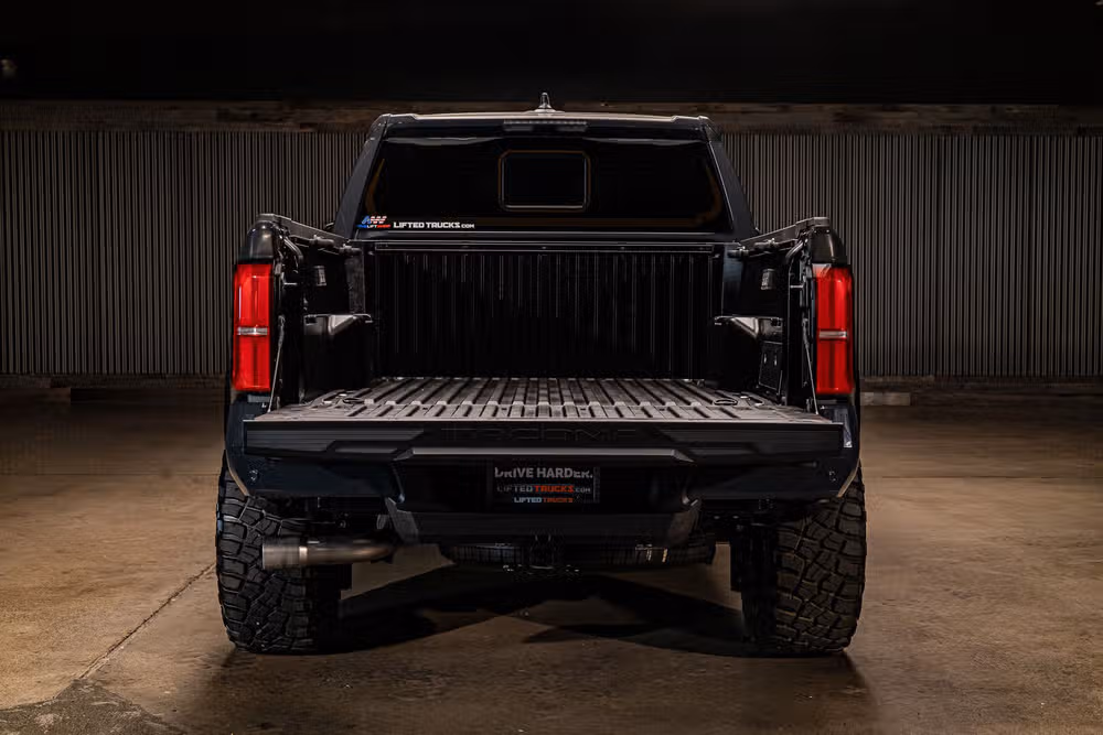 2026 Toyota Tacoma TRD Off-Road HV Double Cab Image 9