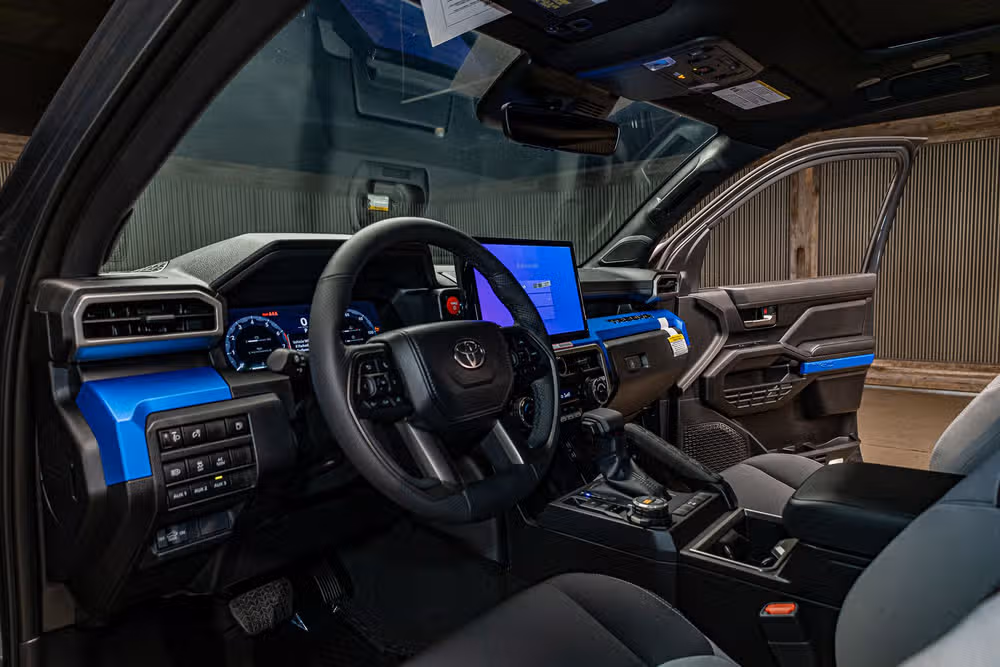 2026 Toyota Tacoma TRD Off-Road HV Double Cab Image 13