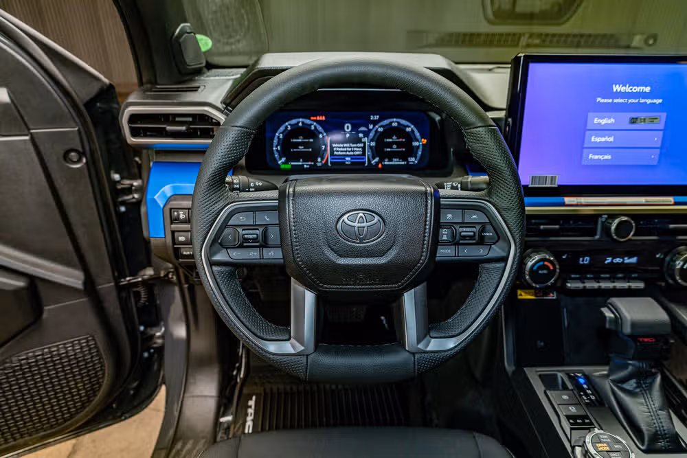 2026 Toyota Tacoma TRD Off-Road HV Double Cab Image 14