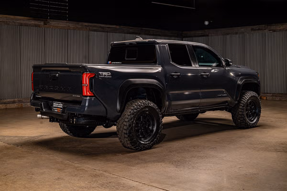 2026 Toyota Tacoma TRD Off-Road HV Double Cab