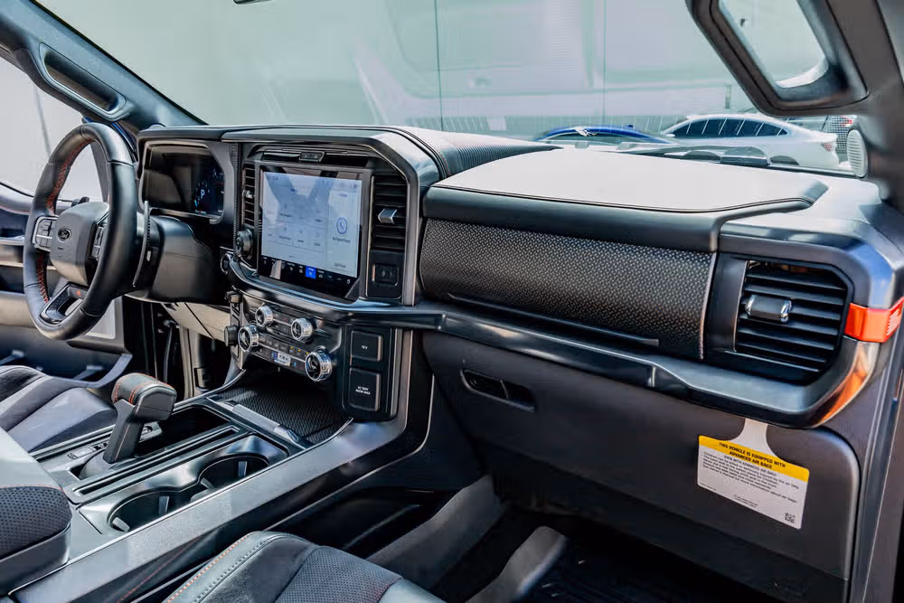 2025 Ford F-150 Raptor SuperCrew Image 18