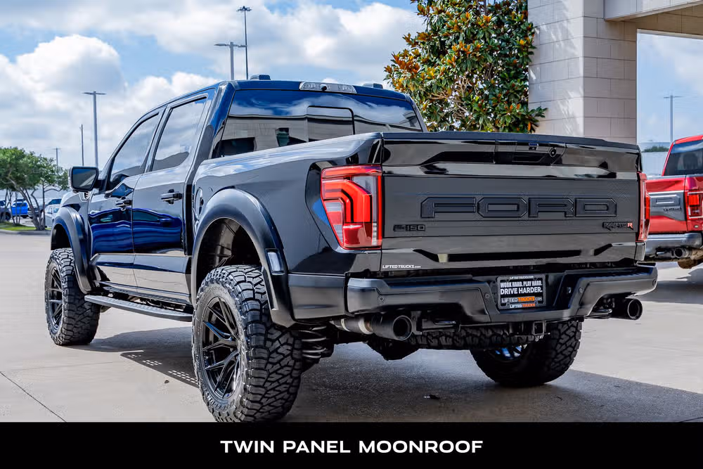 2025 Ford F-150 Raptor SuperCrew Image 7