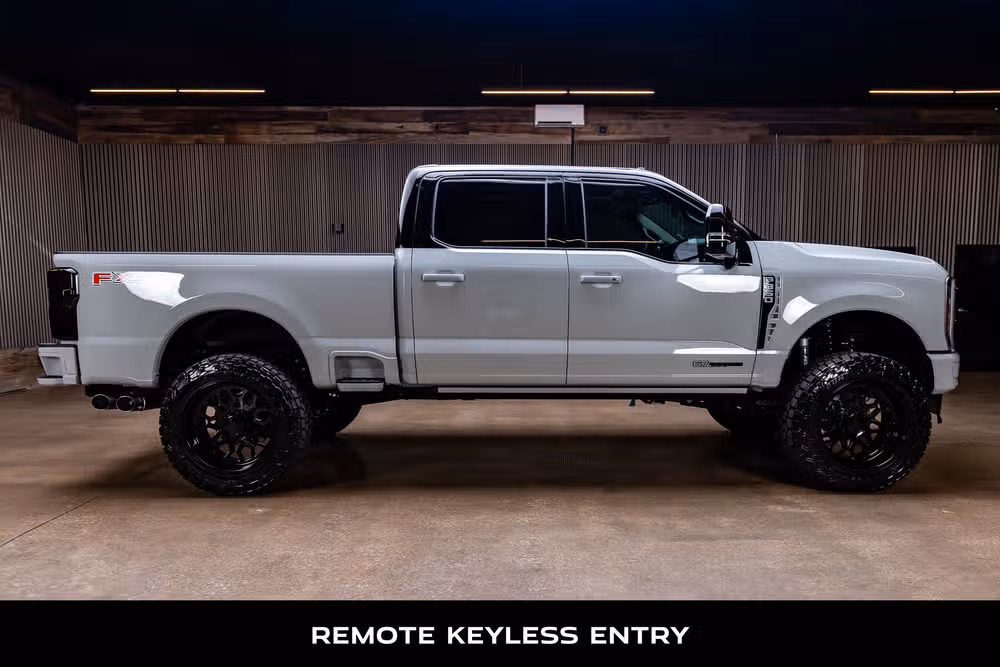 2026 Ford F-350 Super Duty Platinum Plus Crew Cab Image 11