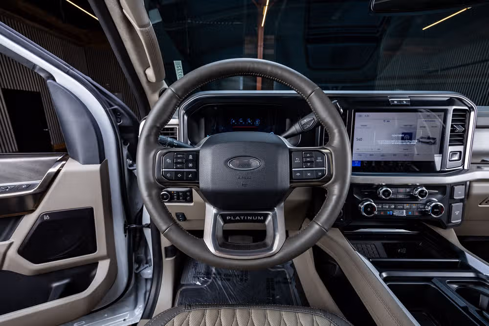 2026 Ford F-350 Super Duty Platinum Plus Crew Cab Image 19