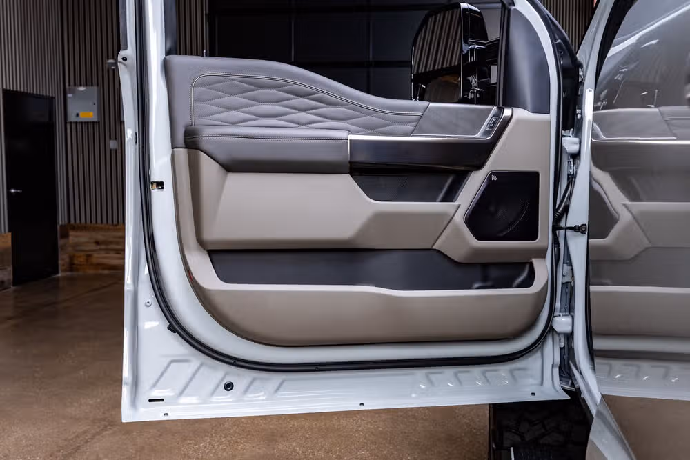 2026 Ford F-350 Super Duty Platinum Plus Crew Cab Image 37