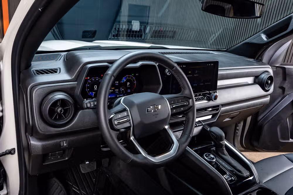 2026 Chevrolet Colorado Trail Boss Crew Cab Image 16