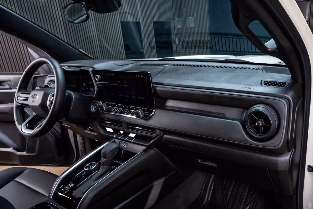 2026 Chevrolet Colorado Trail Boss Crew Cab Image 17