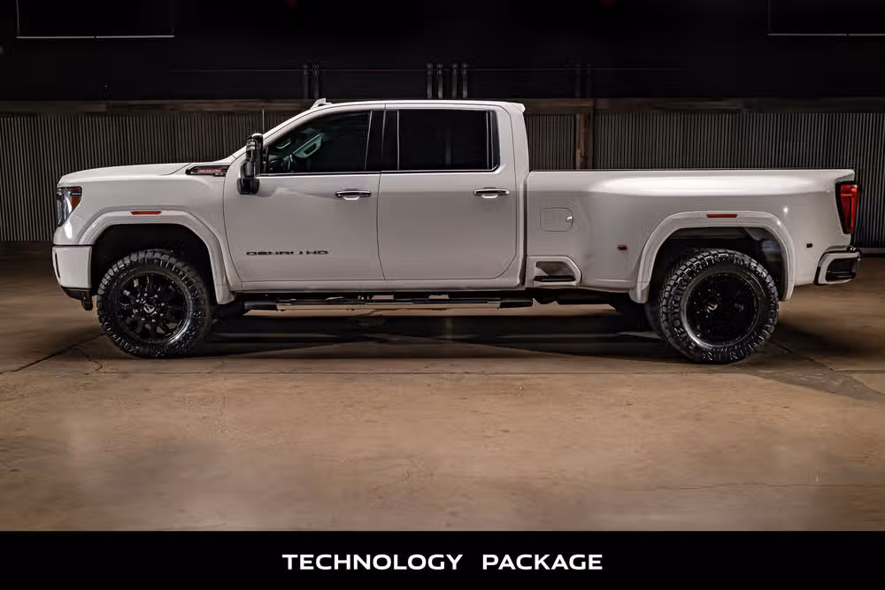 2020 GMC Sierra 3500HD Denali Crew Cab Image 6
