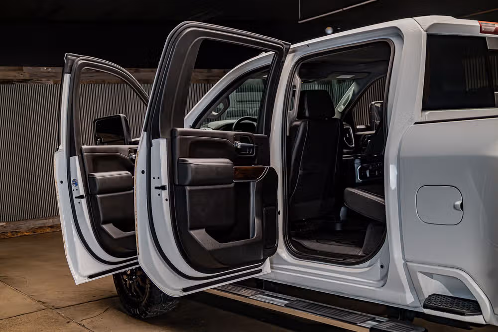2020 GMC Sierra 3500HD Denali Crew Cab Image 30