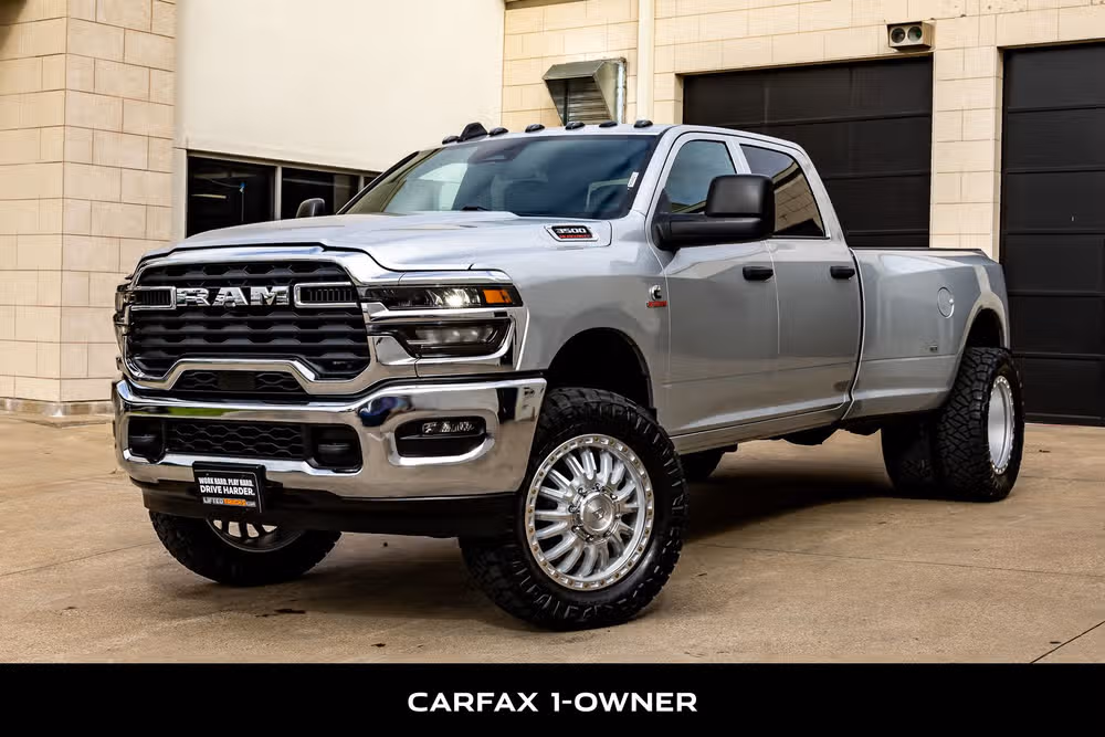 2026 Ram 3500 Tradesman Crew Cab Image 5