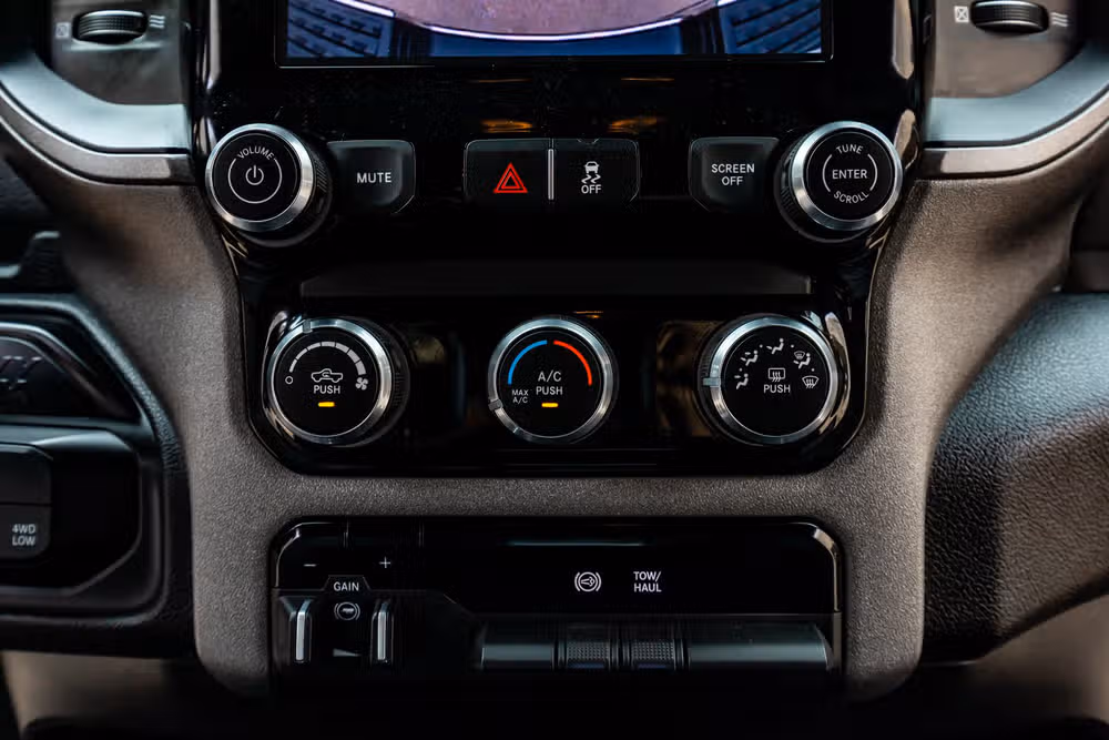 2026 Ram 3500 Tradesman Crew Cab Image 26