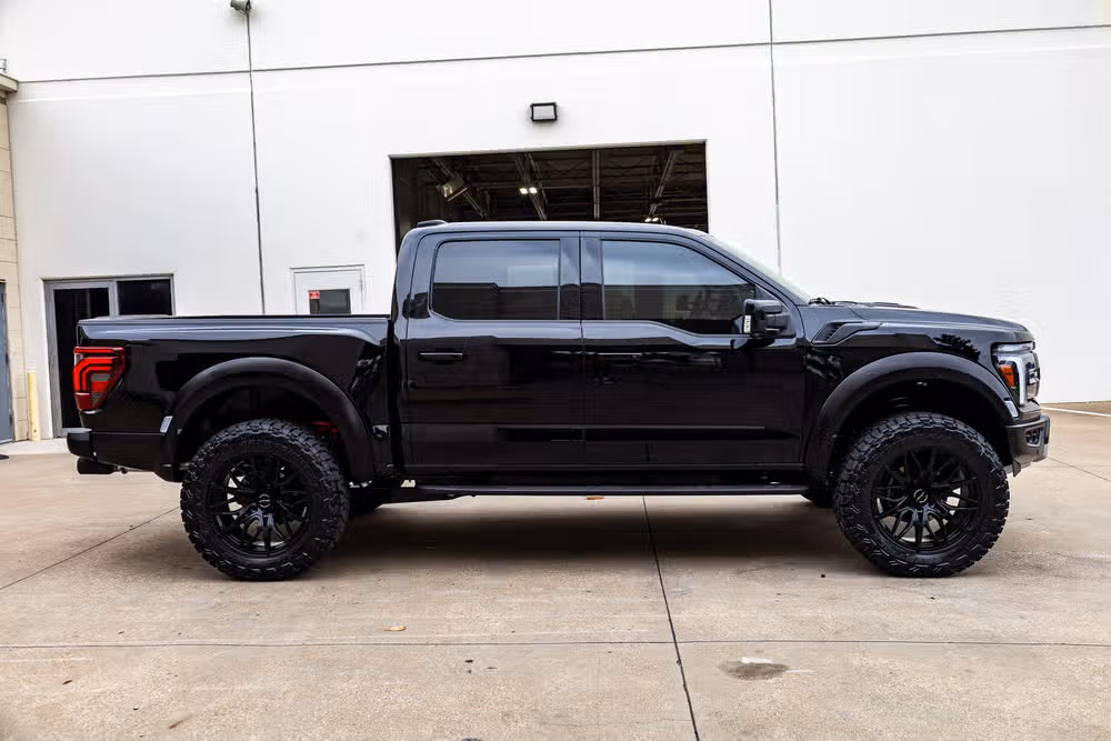 2026 Ford F-150 Raptor SuperCrew Image 11