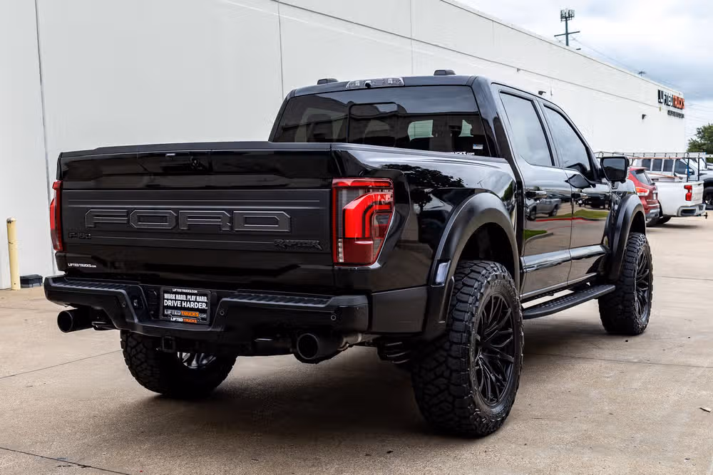 2026 Ford F-150 Raptor SuperCrew Image 10