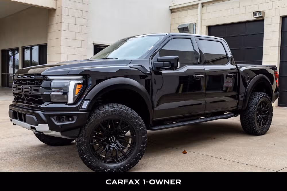 2026 Ford F-150 Raptor SuperCrew Image 5
