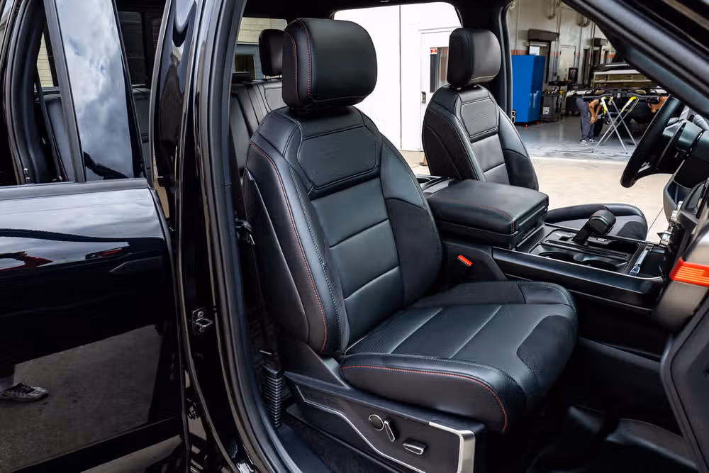 2026 Ford F-150 Raptor SuperCrew Image 33