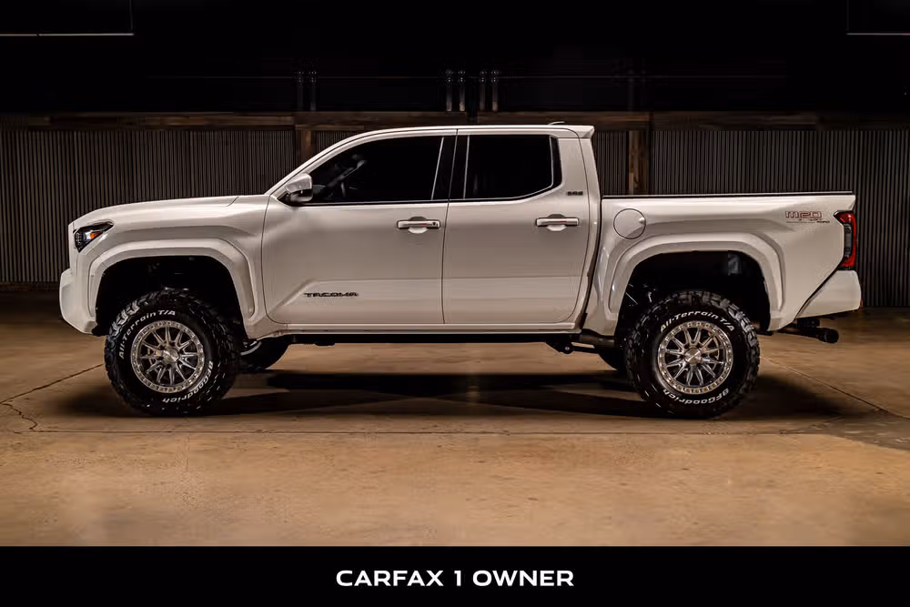 2026 Toyota Tacoma SR5 Double Cab Image 5