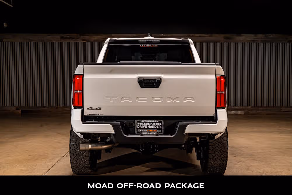 2026 Toyota Tacoma SR5 Double Cab Image 7