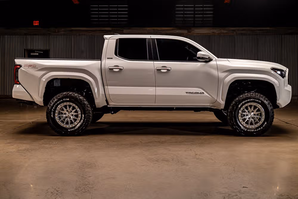 2026 Toyota Tacoma SR5 Double Cab Image 10