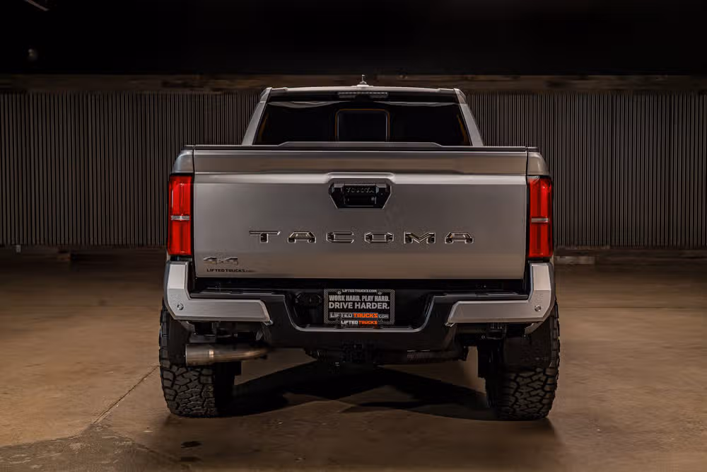 2026 Toyota Tacoma SR5 Double Cab Image 8