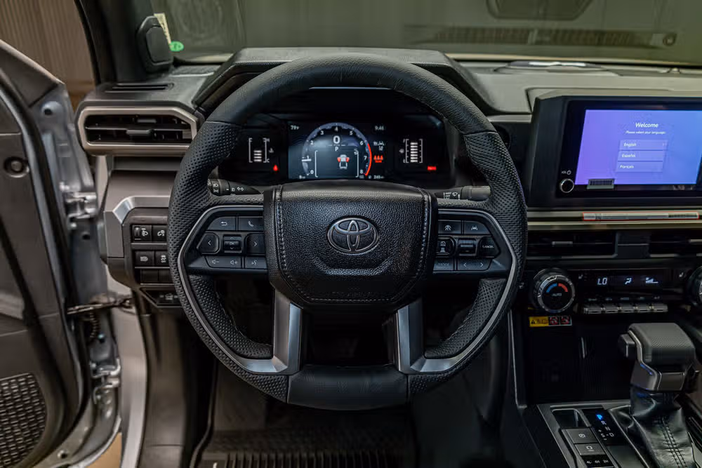 2026 Toyota Tacoma SR5 Double Cab Image 14