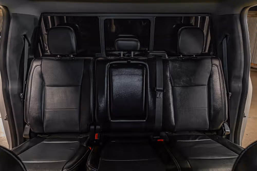 2017 Ford F-350 Super Duty Lariat Crew Cab Image 26