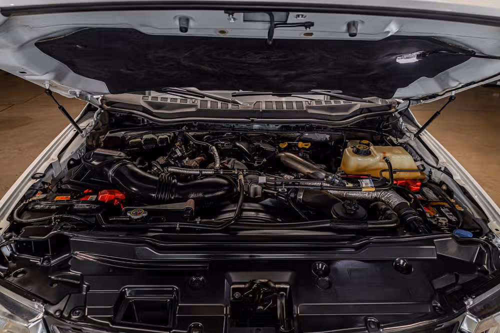 2017 Ford F-350 Super Duty Lariat Crew Cab Image 33