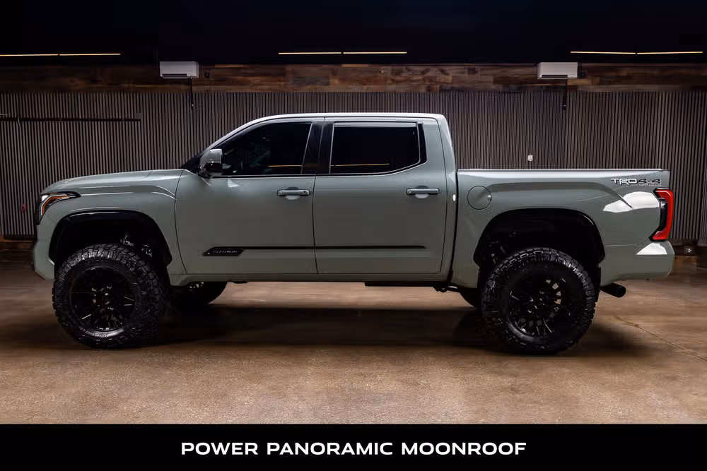 2025 Toyota Tundra Platinum CrewMax Image 6