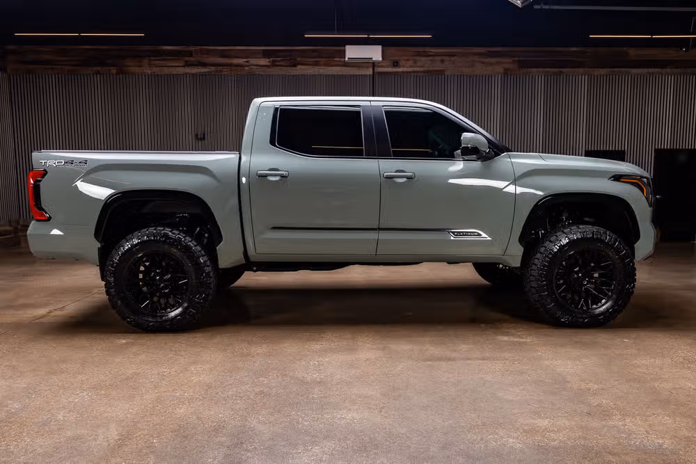 2025 Toyota Tundra Platinum CrewMax Image 11