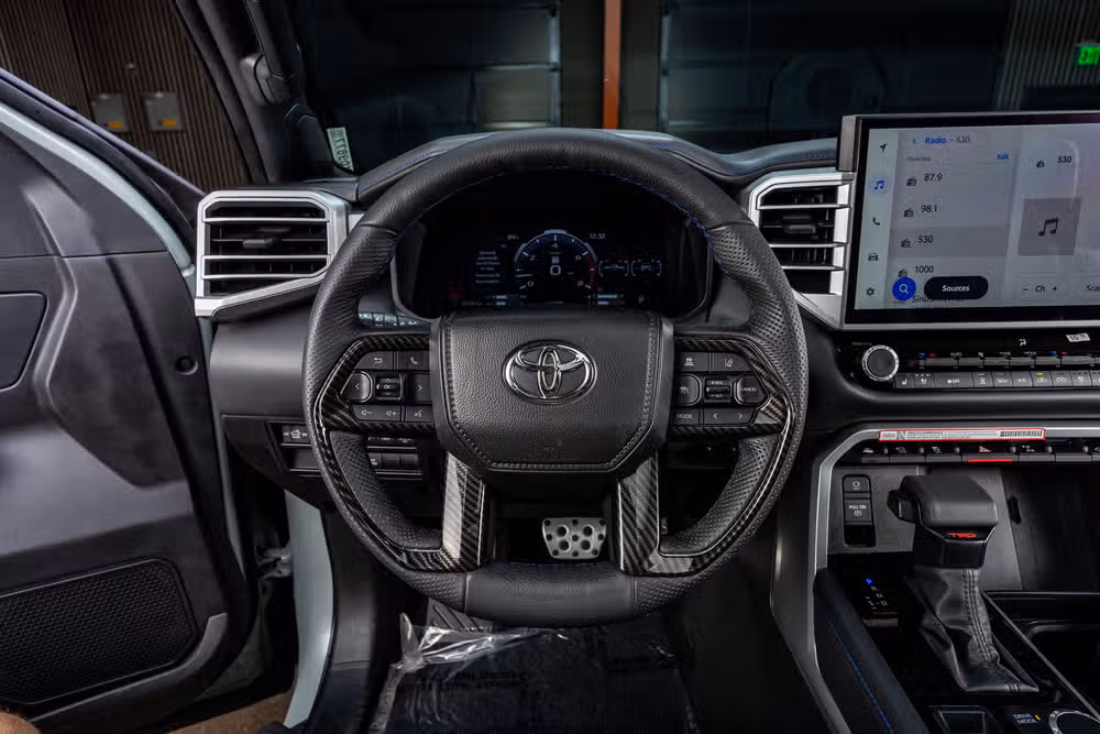 2025 Toyota Tundra Platinum CrewMax Image 18