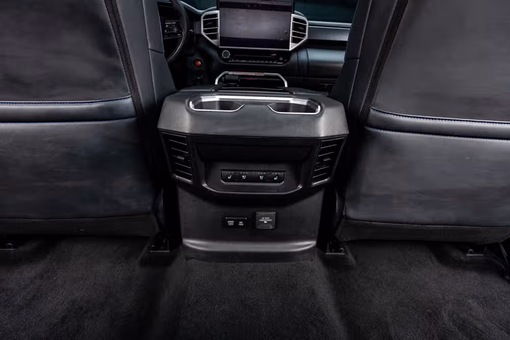 2025 Toyota Tundra Platinum CrewMax Image 33