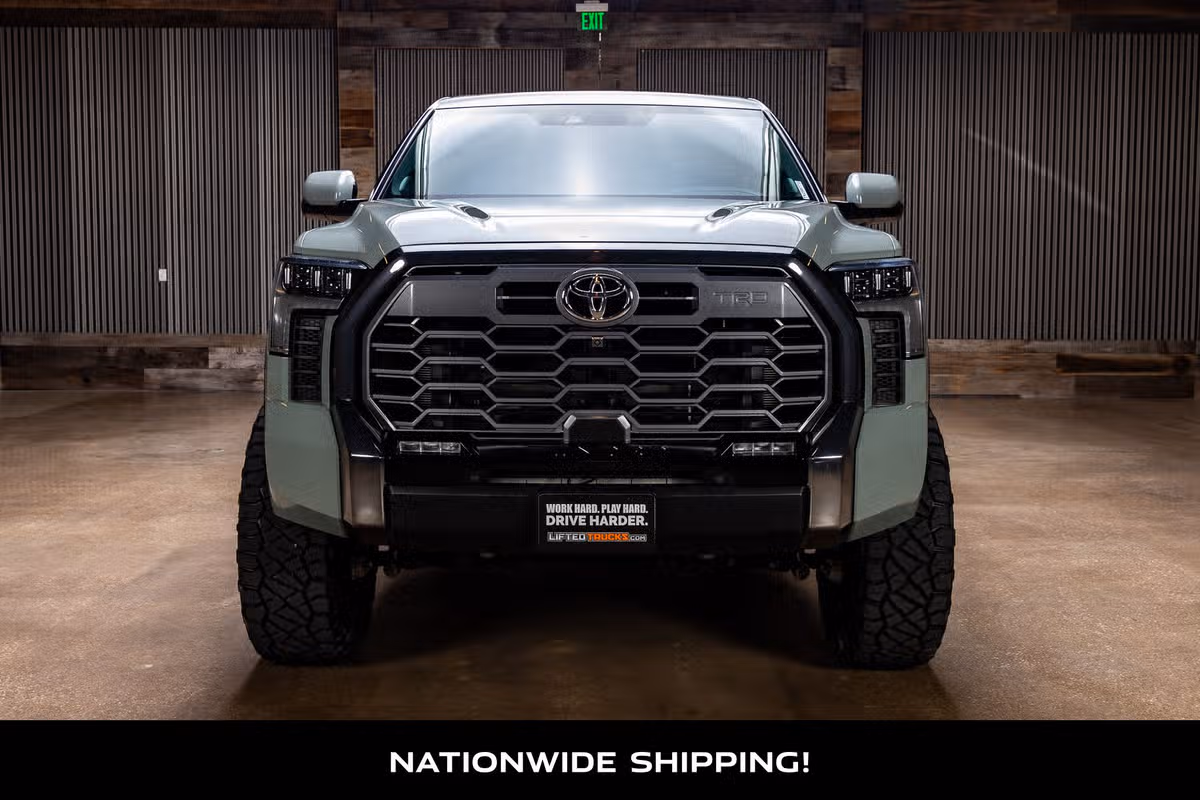 2025 Toyota Tundra Platinum CrewMax