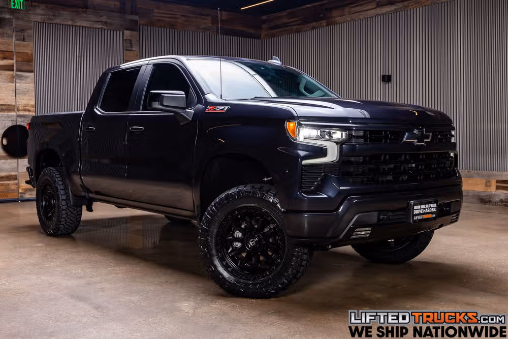 2023 Chevrolet Silverado 1500 RST Crew Cab Image 1