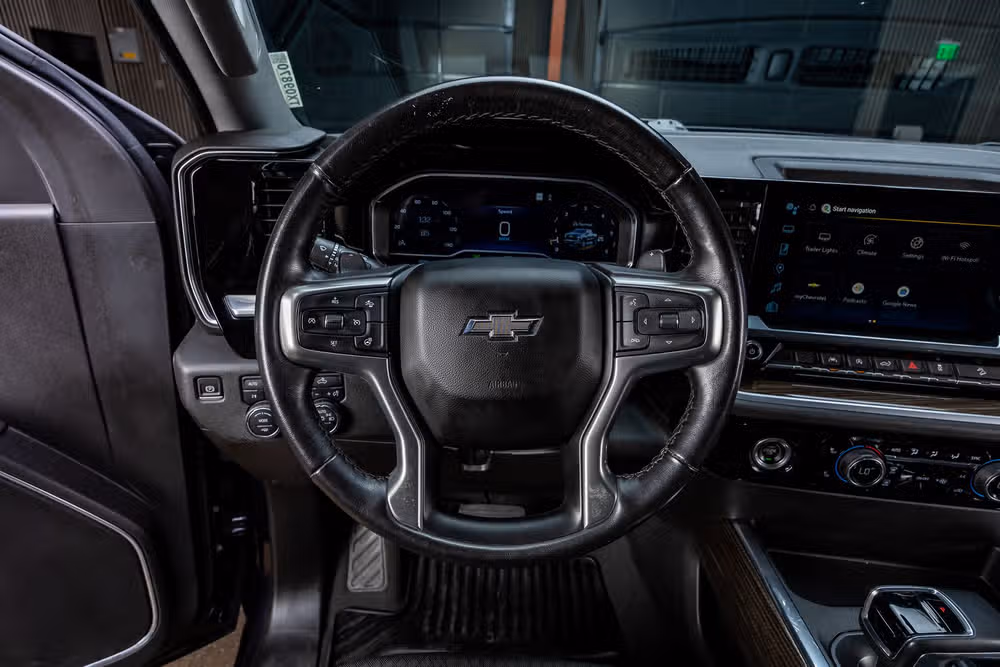 2023 Chevrolet Silverado 1500 RST Crew Cab Image 18