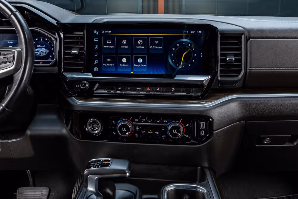 2023 Chevrolet Silverado 1500 RST Crew Cab Image 23