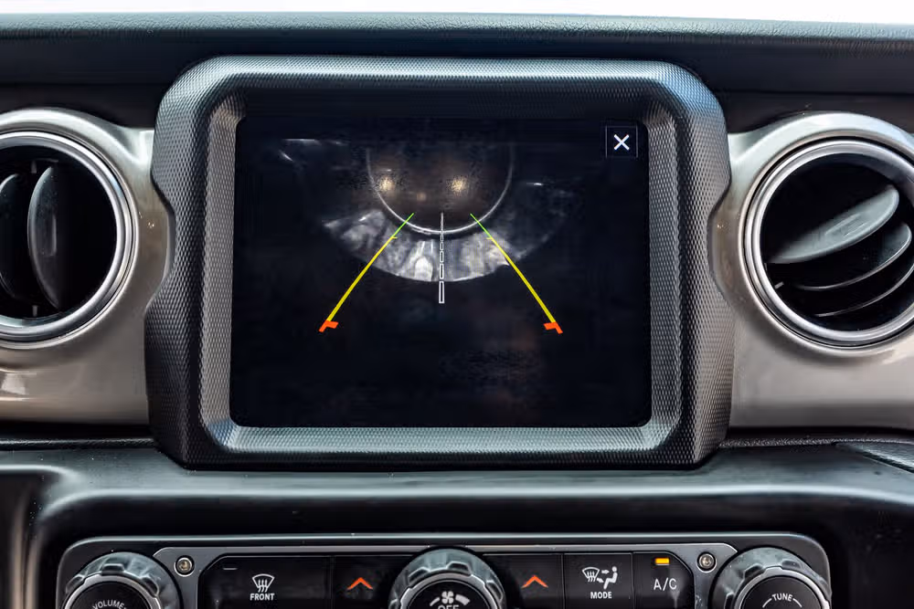 2020 Jeep Wrangler Unlimited Sahara Image 25