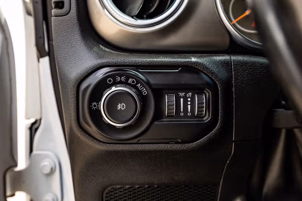 2020 Jeep Wrangler Unlimited Sahara Image 21