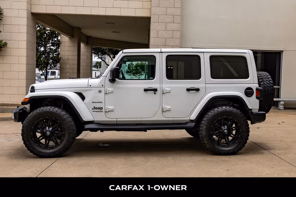2020 Jeep Wrangler Unlimited Sahara Image 5