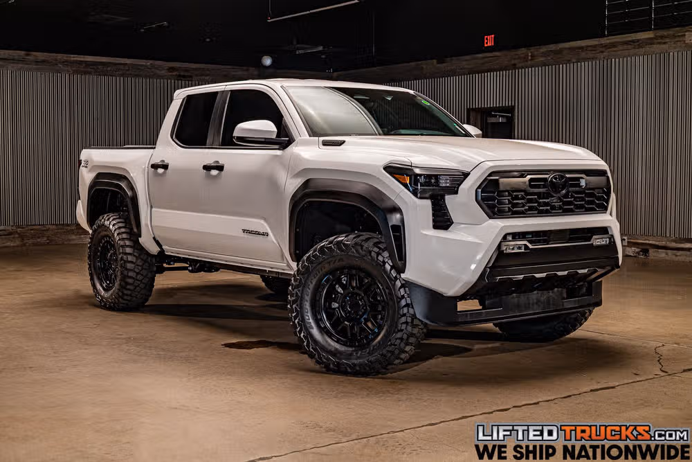 2026 Toyota Tacoma TRD Off-Road HV Double Cab Image 1