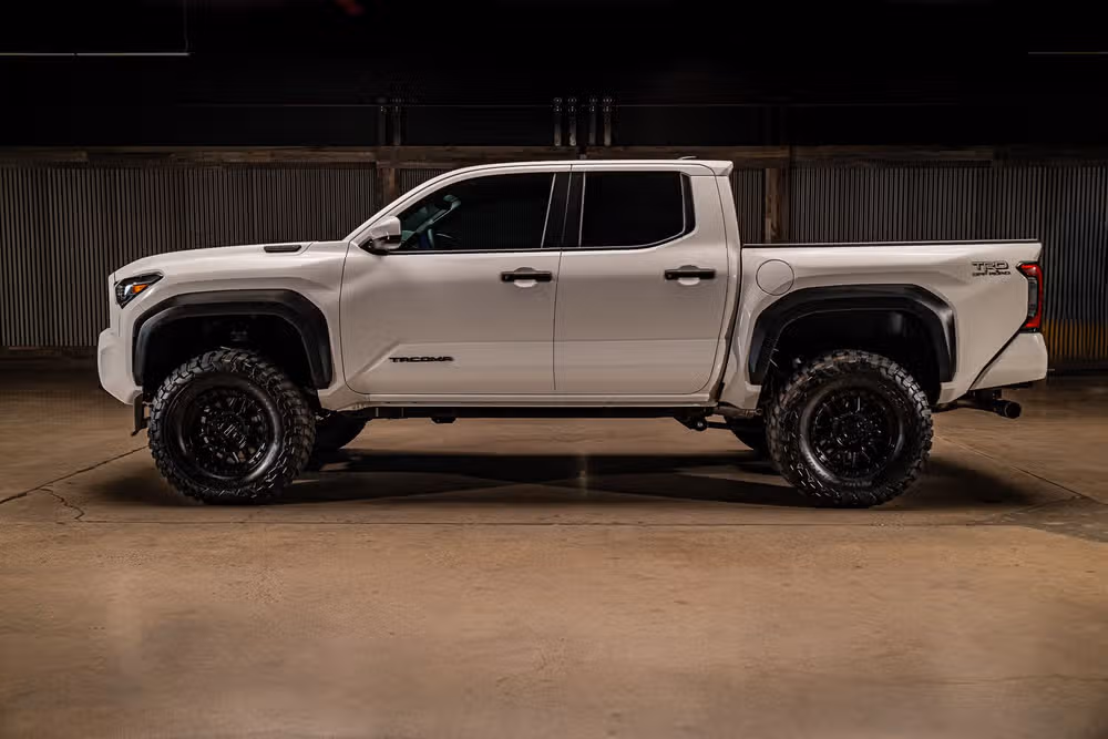 2026 Toyota Tacoma TRD Off-Road HV Double Cab Image 6