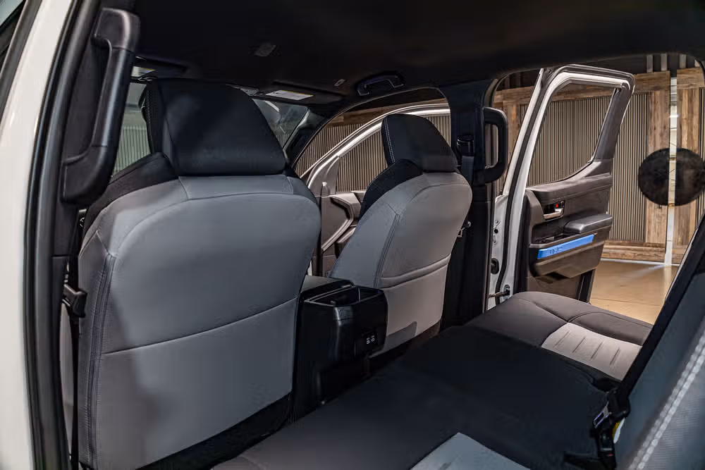 2026 Toyota Tacoma TRD Off-Road HV Double Cab Image 21