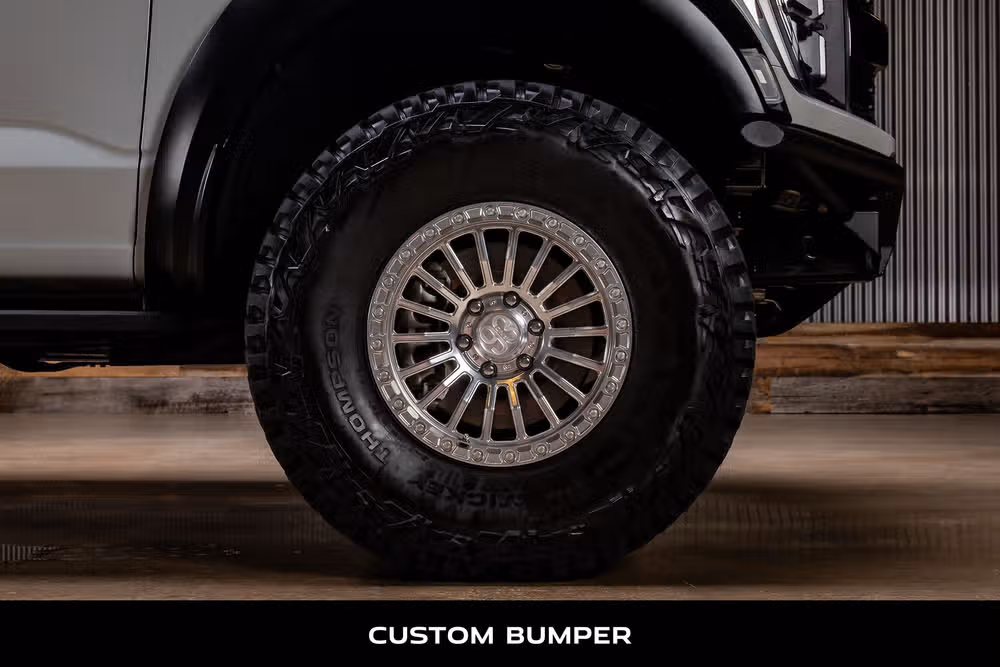 2023 Ford F-150 Raptor SuperCrew Image 11