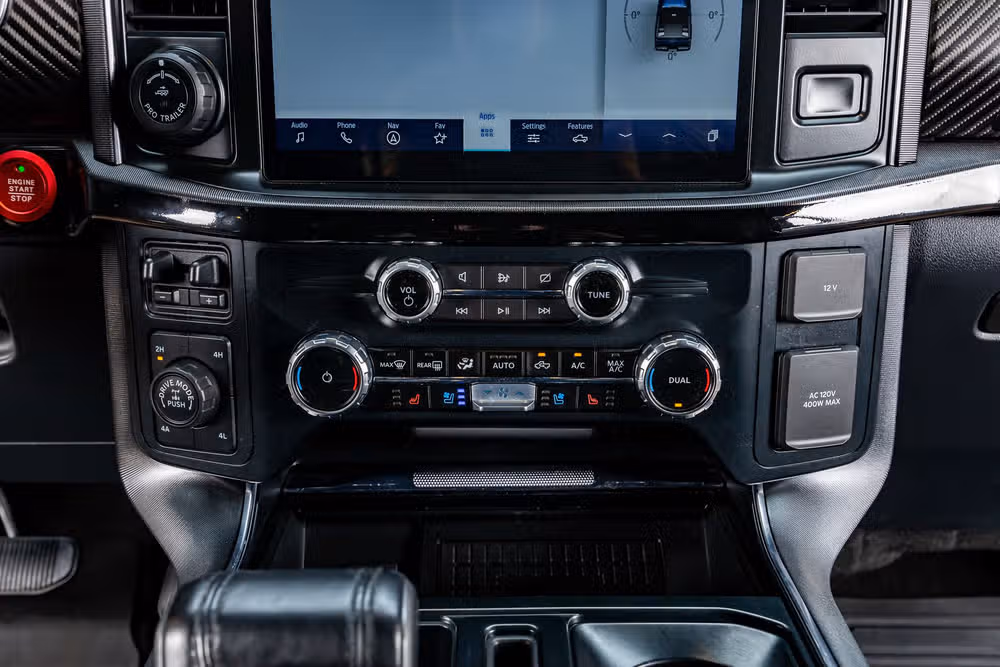 2023 Ford F-150 Raptor SuperCrew Image 27