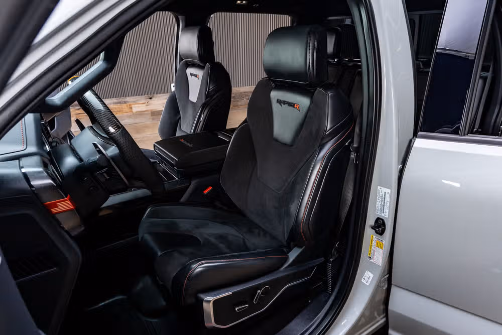 2023 Ford F-150 Raptor SuperCrew Image 30