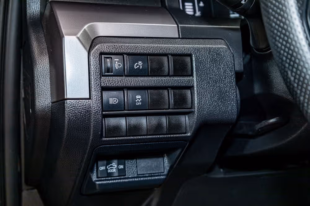 2026 Toyota Tacoma SR5 Double Cab Image 16