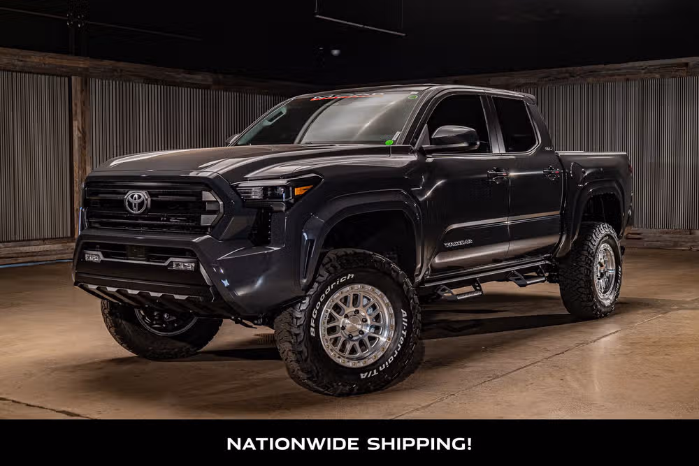 2026 Toyota Tacoma SR5 Double Cab Image 4