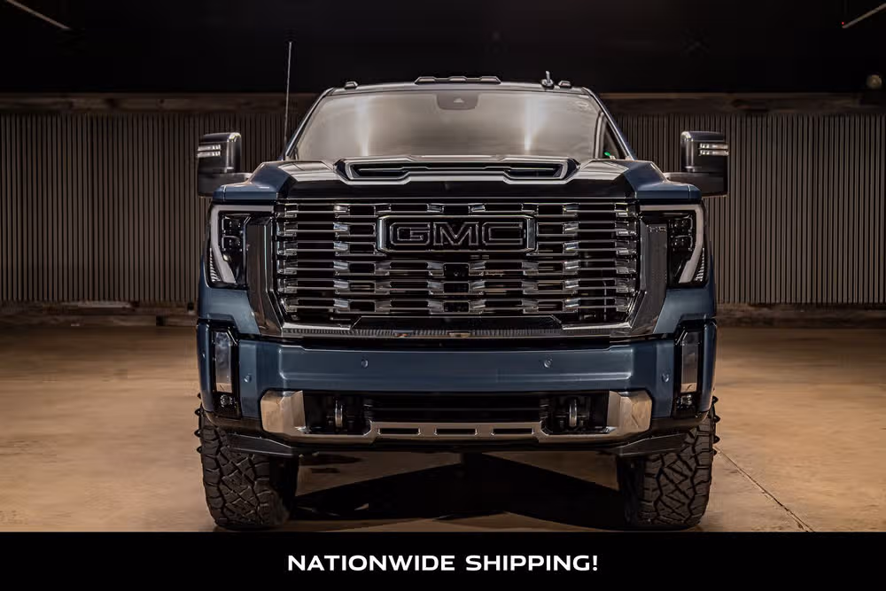 2025 GMC Sierra 3500HD Denali Reserve Crew Cab Image 4