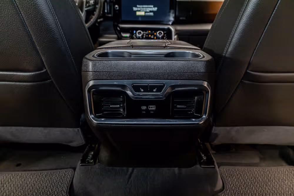 2025 GMC Sierra 3500HD Denali Reserve Crew Cab Image 27