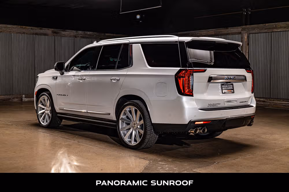 2024 GMC Yukon Denali Image 6